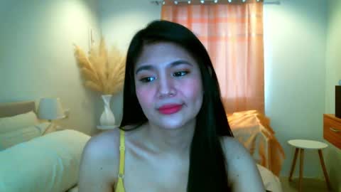 Snapshot of hotsweetangel00 chatting on February 26, 3:57 am Sweet Angel online show from February 26, 3:57 am