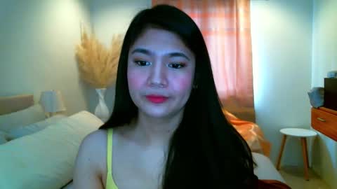 Snapshot of hotsweetangel00 chatting on September 12, 3:41 am Sweet Angel online show from September 12, 3:41 am