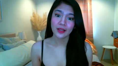 Snapshot of hotsweetangel00 chatting on September 29, 3:05 am Sweet Angel online show from September 29, 3:05 am