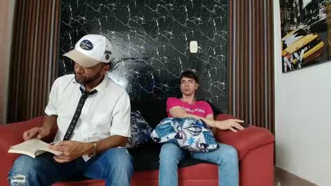 hott_asses online show from February 18, 11:30 pm