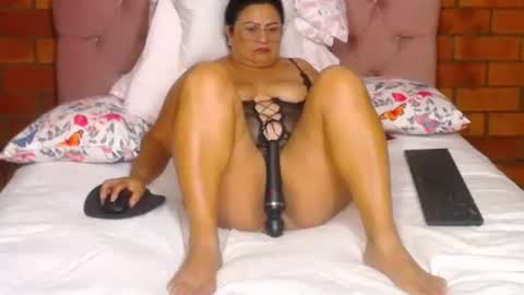 victorya karolyna online show from March 26, 1:55 am