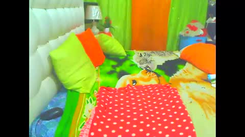 Snapshot of hottesa2019 chatting on February 19, 7:16 pm THEONE online show from February 19, 7:16 pm
