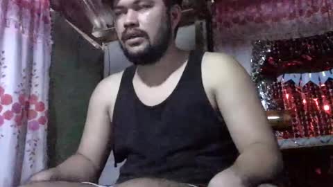 HottestPinoy32 online show from December 4, 7:11 am