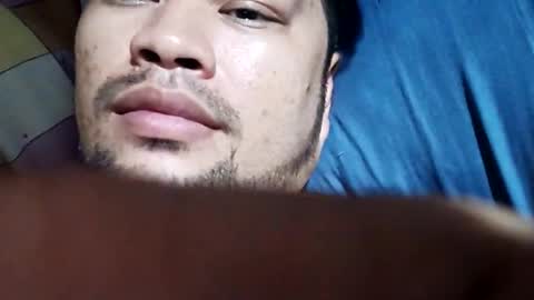 HottestPinoy32 online show from April 29, 6:02 pm