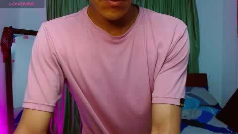 stiven online show from January 1, 1:26 am