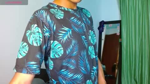 stiven online show from December 5, 3:31 am