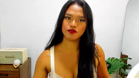 Snapshot of hottieelijah760282 chatting on October 17, 6:28 am Maxine online show from October 17, 6:28 am