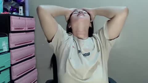 naughtyyanniexxx online show from February 17, 5:34 pm