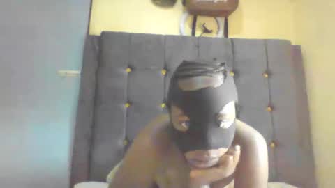 hottities254 online show from February 22, 10:40 am