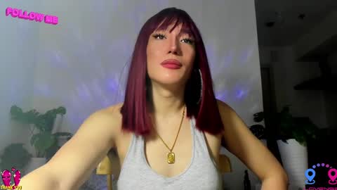 Snapshot of hottycrishinaxx chatting on February 12, 10:03 am crishinahotty online show from February 12, 10:03 am