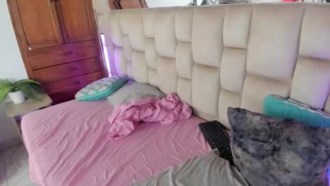   online show from January 13, 5:10 pm