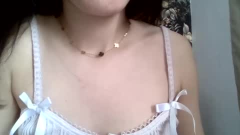 Hotwixx online show from March 6, 1:24 pm