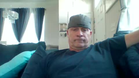 hotyummycock69 online show from October 6, 2:02 pm