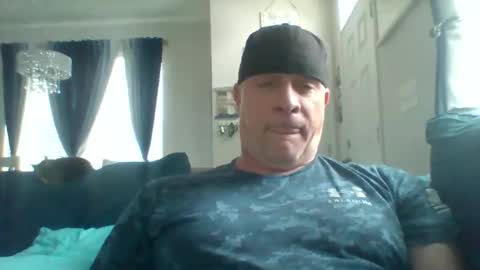 hotyummycock69 online show from February 28, 5:06 pm