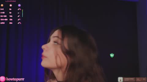 Mia online show from March 20, 5:51 pm