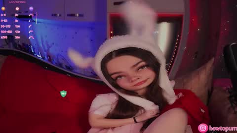 Mia online show from February 3, 5:28 pm