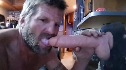 hoytme online show from October 28, 11:00 am