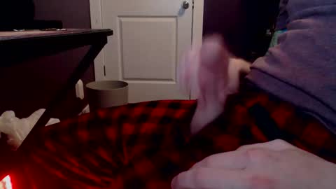 hrnysoldier92 online show from February 27, 6:06 am