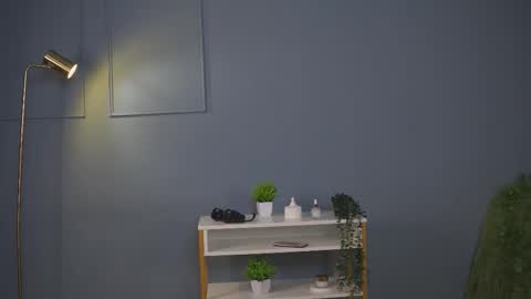 Diane online show from September 12, 7:16 pm