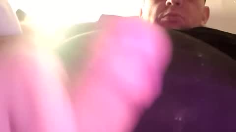 hugecummer10 online show from February 5, 12:36 am