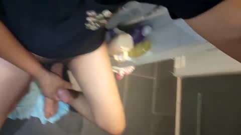 hugedicklee97 online show from October 31, 8:59 am