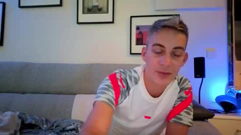 Hugo online show from October 5, 7:32 pm