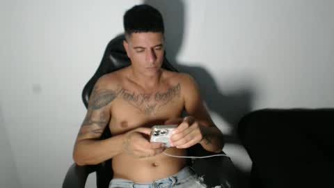 Richard14 online show from February 15, 12:35 am