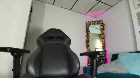 elecktra12 online show from March 6, 1:15 am