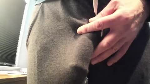 Snapshot of hung_hot_fit10 chatting on December 1, 9:39 pm Big uncut cock dripping online show from December 1, 9:39 pm