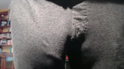 Snapshot of hung_hot_fit10 chatting on February 1, 12:29 am Big uncut cock dripping online show from February 1, 12:29 am