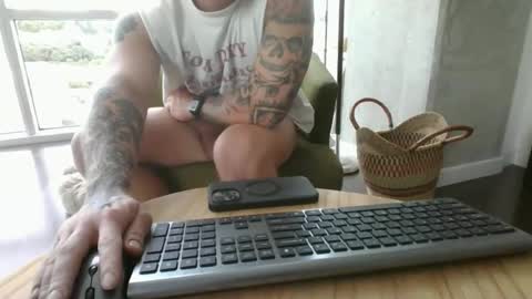 hungttt online show from June 21, 9:10 pm