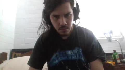 Snapshot of hungweeb chatting on March 4, 4:17 am Rod online show from March 4, 4:17 am