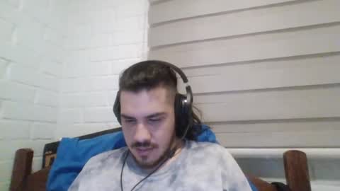 Snapshot of hungweeb chatting on January 21, 3:15 am Rod online show from January 21, 3:15 am