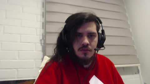 Snapshot of hungweeb chatting on September 20, 3:31 am Rod online show from September 20, 3:31 am