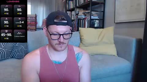 Hunky  Arthur online show from December 28, 6:28 am