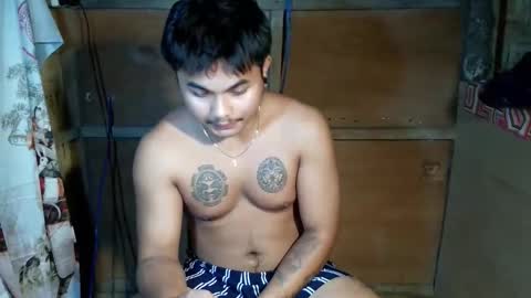 hunkyzeus online show from February 15, 5:44 pm