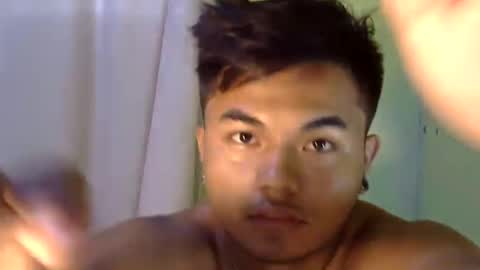 hunkyzeus online show from November 4, 12:45 am