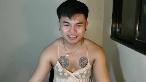 hunkyzeus online show from January 10, 1:20 pm