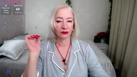 Irena online show from May 26, 9:10 pm