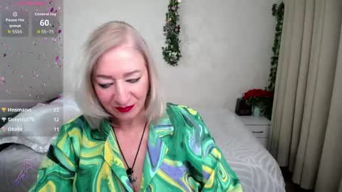 Irena online show from May 31, 6:09 pm