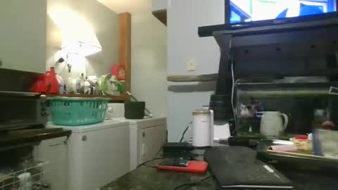 Hunter XX 420 online show from April 2, 3:36 am