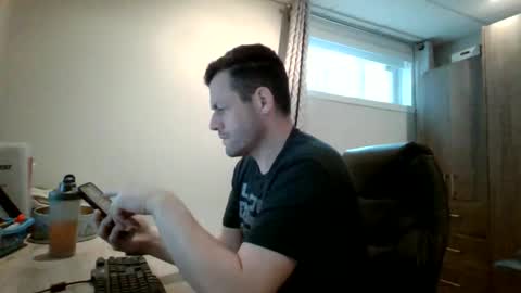 hurley7890 online show from April 13, 1:59 pm