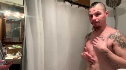 husbandandwife2011 online show from February 11, 2:13 pm