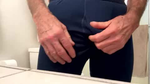 huskey300 online show from September 27, 5:54 pm