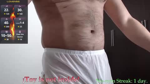 Snapshot of hxmister chatting on January 4, 5:58 am Andrew online show from January 4, 5:58 am