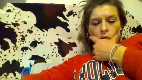 Snapshot of hydiejo777 chatting on October 13, 6:15 am hydiejo777 online show from October 13, 6:15 am