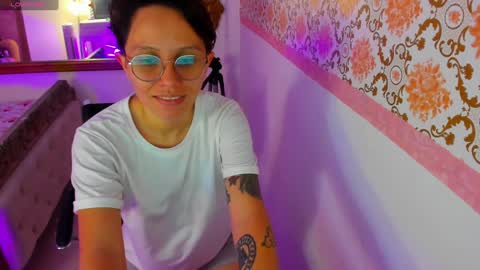 Hypatia online show from January 4, 8:27 pm