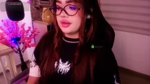 Ari online show from August 6, 2:09 am