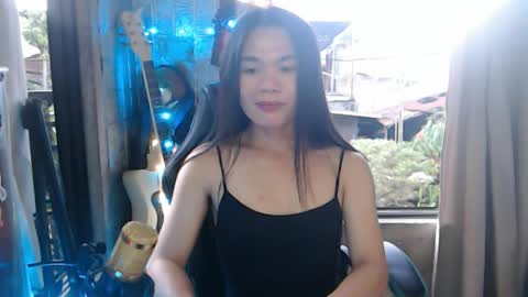 Kim online show from April 7, 9:28 pm