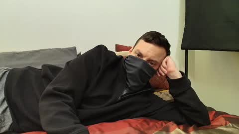 i o ro online show from February 24, 4:15 am